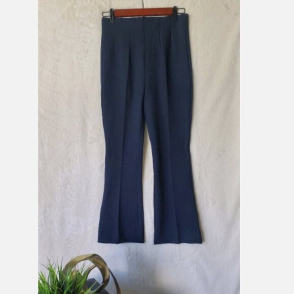 Banana Republic Bootcut Cropped PONTE Pull-On Pants Navy Blue XS #706708 RT$100 - Picture 5 of 7